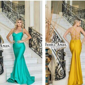 Like New Jessica Angel Hunter Green Gown